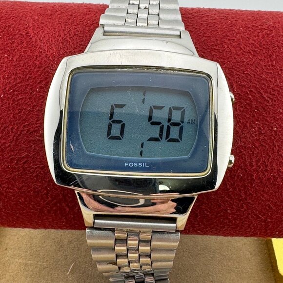 Vintage Fossil 2002 Stainless Steel Baby Blue Mineral Crystal - Picture 1 of 7